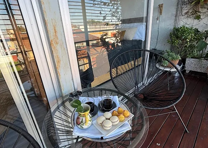 El Monoambiente Mas Lindo De Haedo Con Cochera Y Balconazo