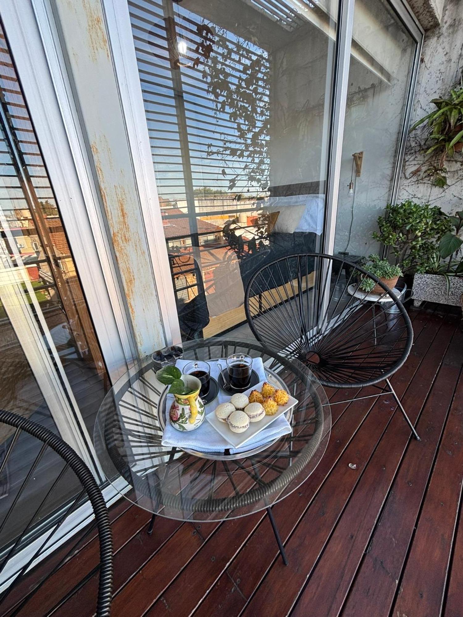 El Monoambiente Mas Lindo De Haedo Con Cochera Y Balconazo *